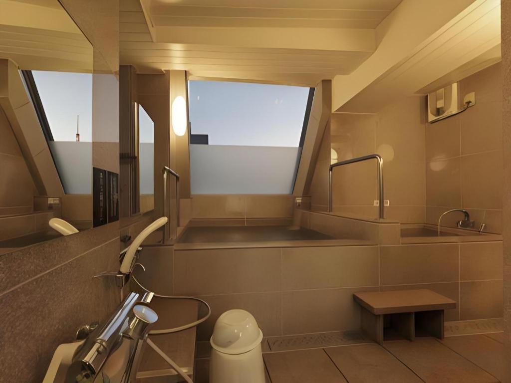 Hotel Shimbashi Sambankan Tōkyō Extérieur photo