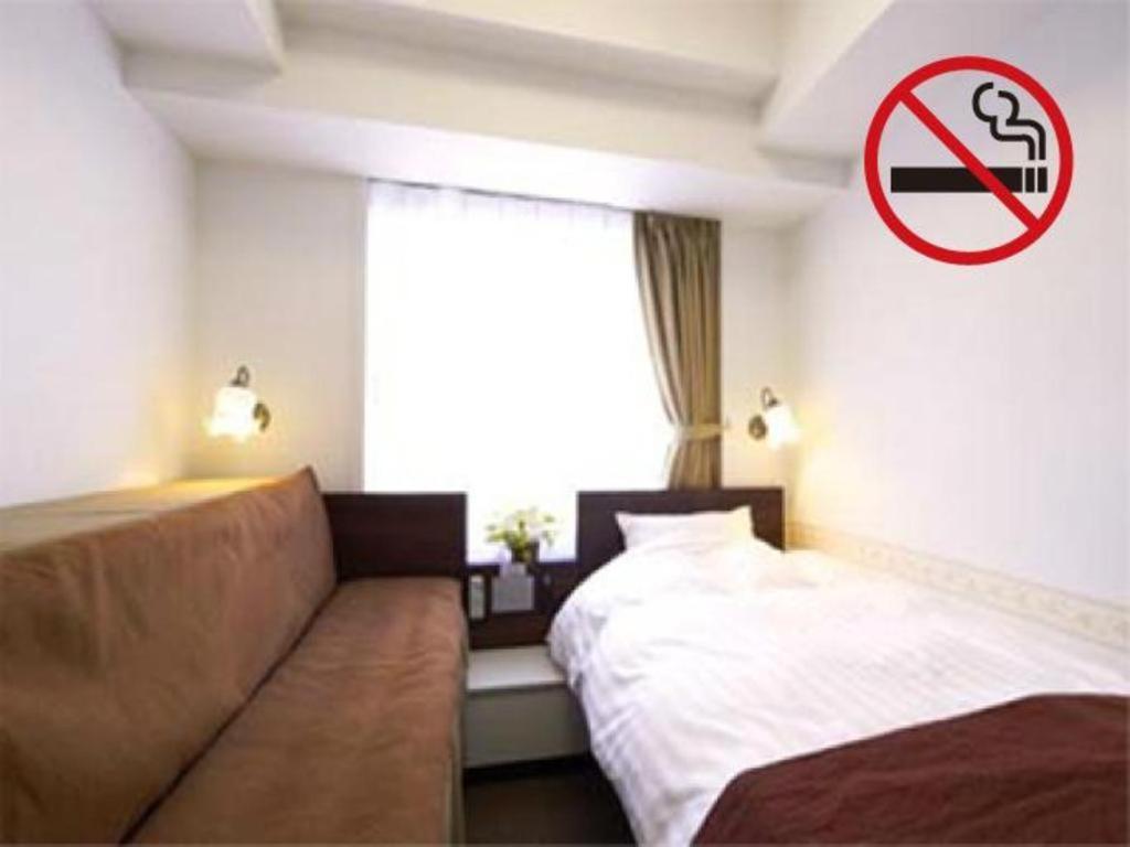 Hotel Shimbashi Sambankan Tōkyō Extérieur photo